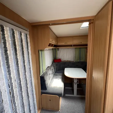 Луксозна Каравана На Плажа Campsite